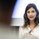 Dans une interview à 24 heures, Rebecca Ruiz explique pourquoi les Pôles santé du Pays-d'Enhaut et de la Vallée de Joux sont particulièrement touchés par les coupes budgétaires (archives). KEYSTONE/CYRIL ZINGARO